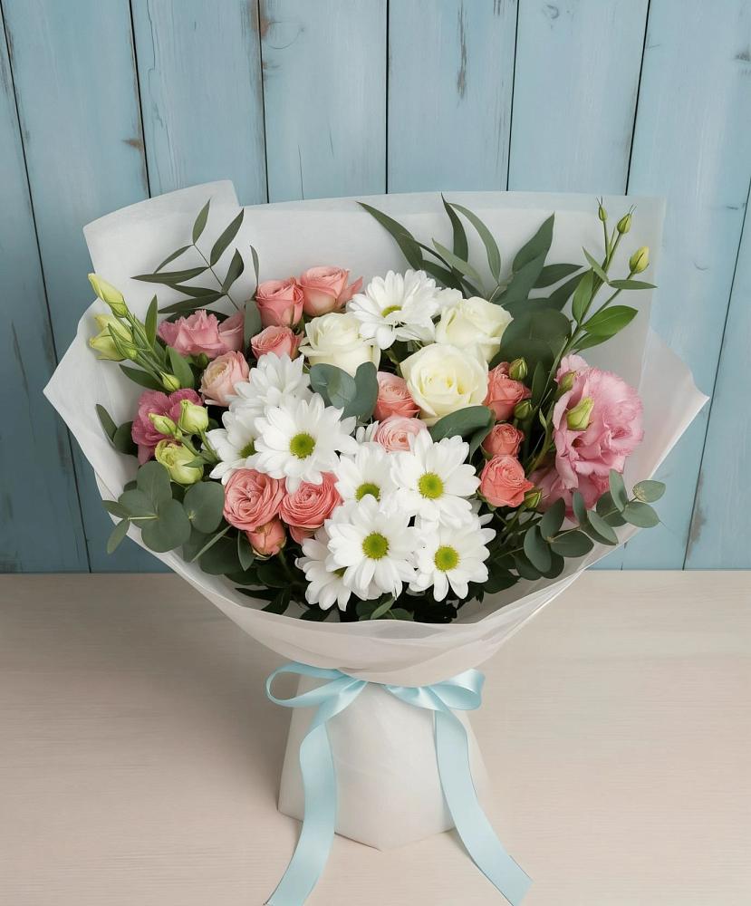 Букет цветов из: Розы, Лизиантусы и Хризантемы в Яблоновском