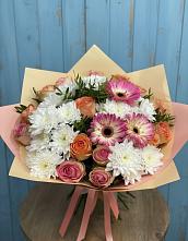 Букет цветов из:  Розы, Герберы и Хризантемы в Яблоновском