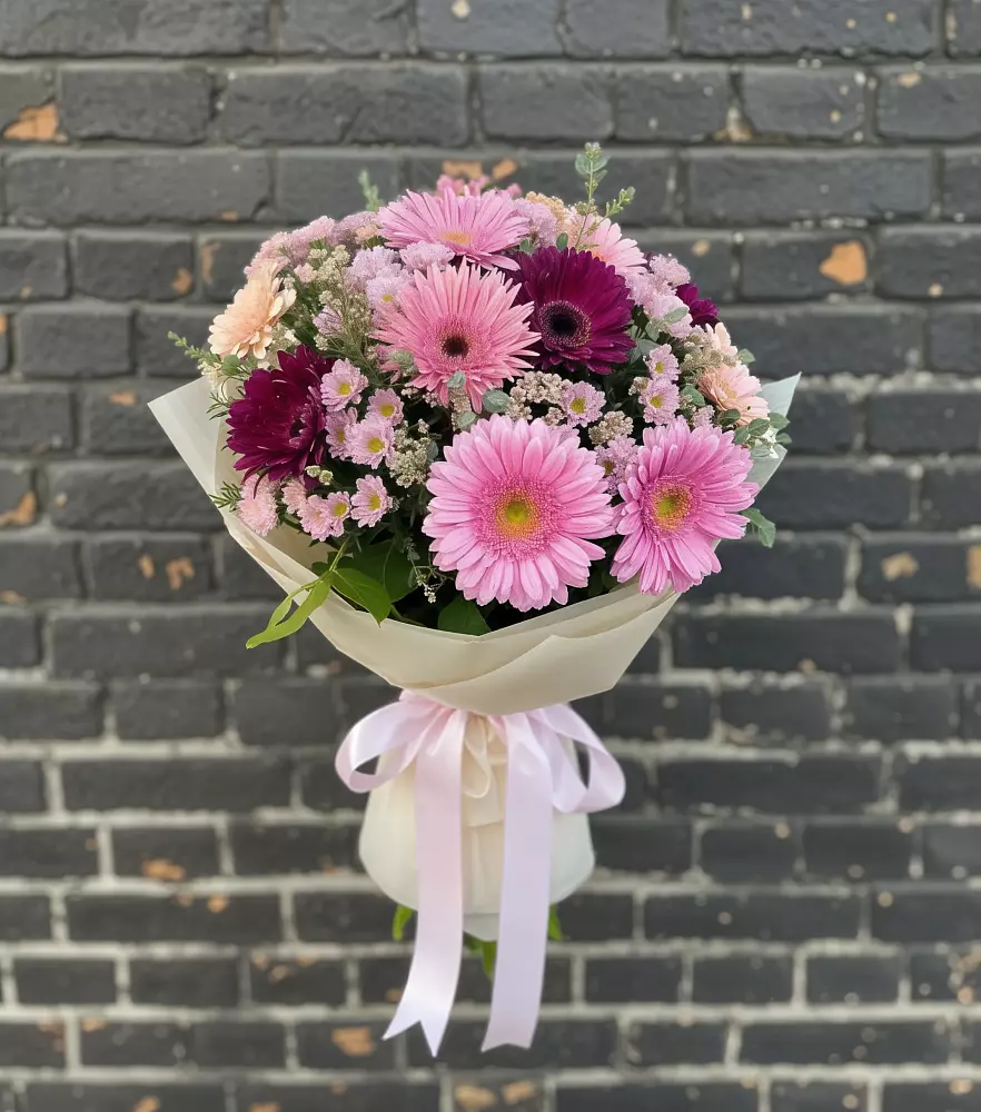 Букет цветов из: Герберы и Хризантемы в Яблоновском