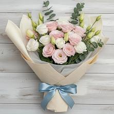 Букет цветов из:  Лизиантусы в Яблоновском
