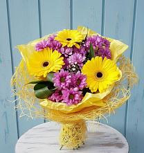 Букет цветов из:  Хризантемы и Герберы в Яблоновском