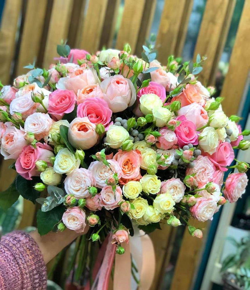 Букет цветов из: Розы в Яблоновском