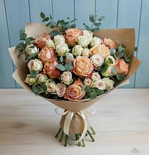 Букет цветов из:  Альстромерии и Розы в Яблоновском