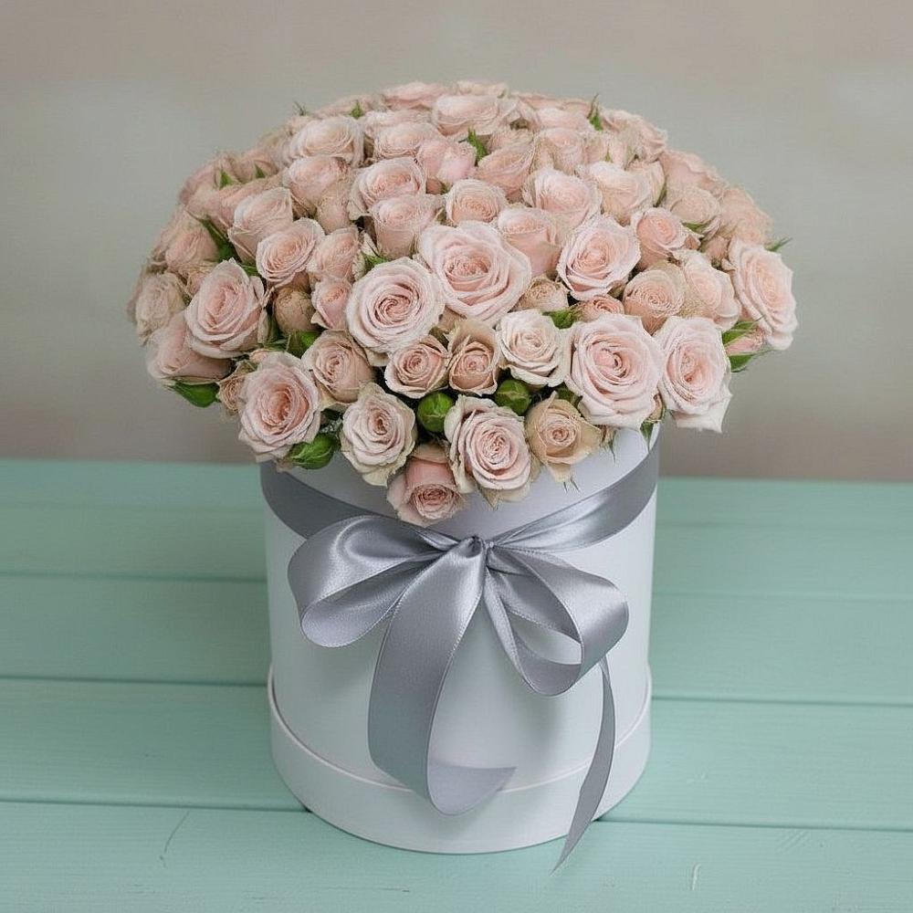 Цветочная композиция из Розы в шляпной коробке в Яблоновском